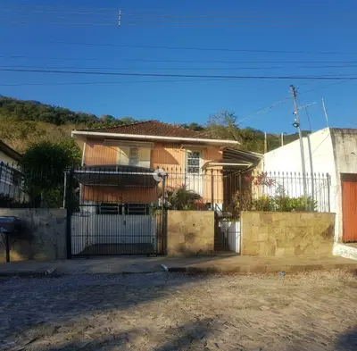 Casa à venda no Itararé: 