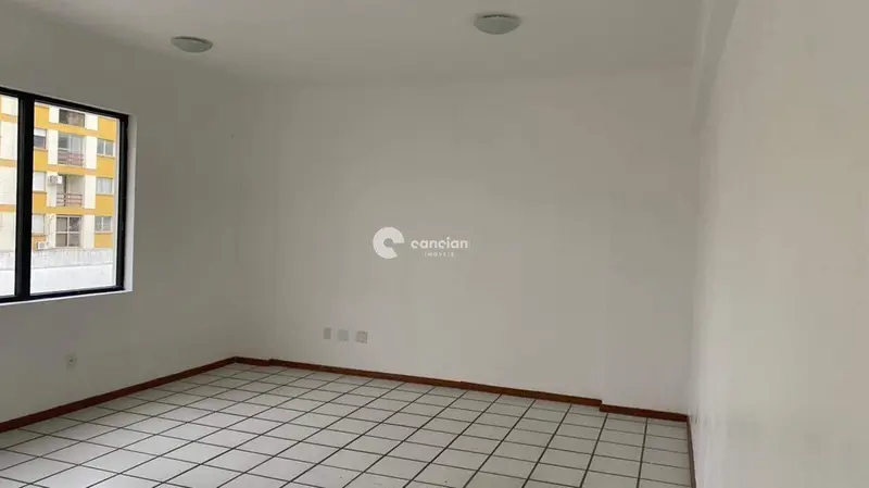 Sala Comercial à venda no Centro: 