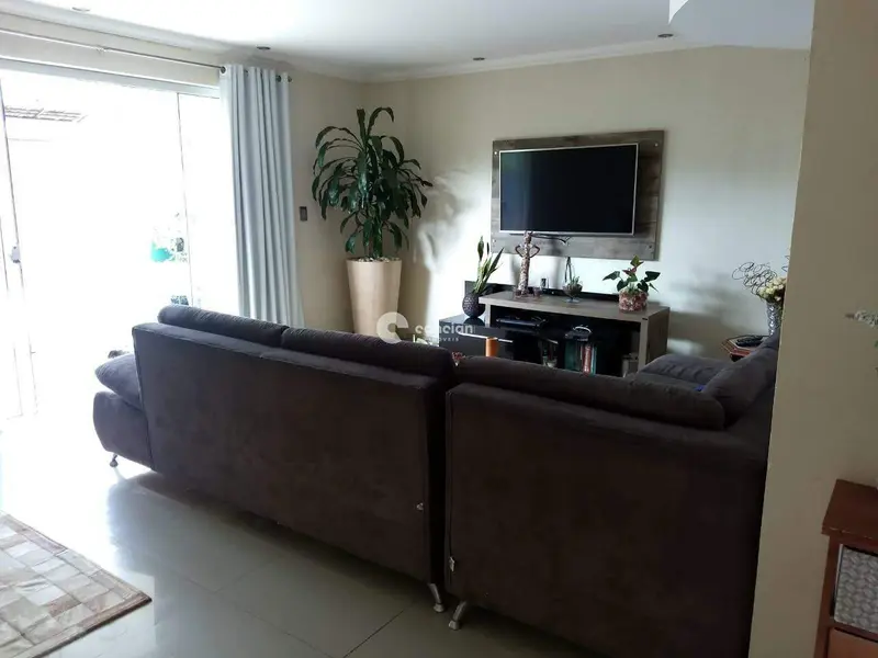 Casa à venda no Zona rural: 