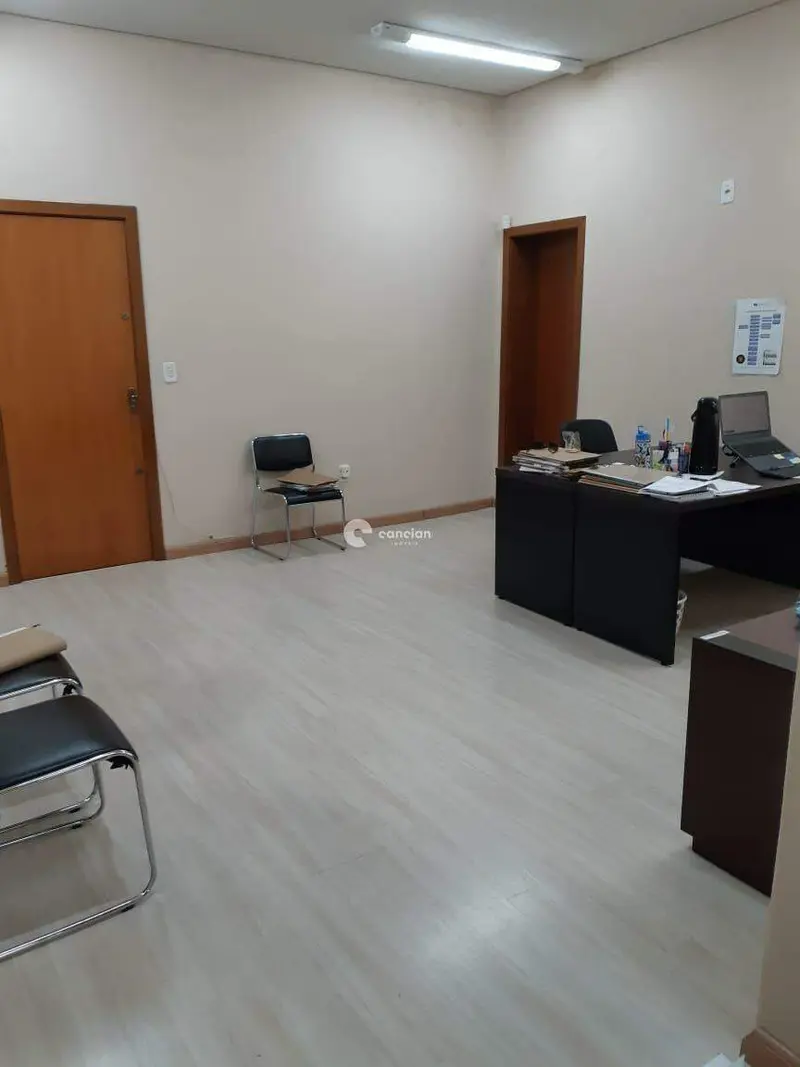Sala Comercial à venda no Centro: