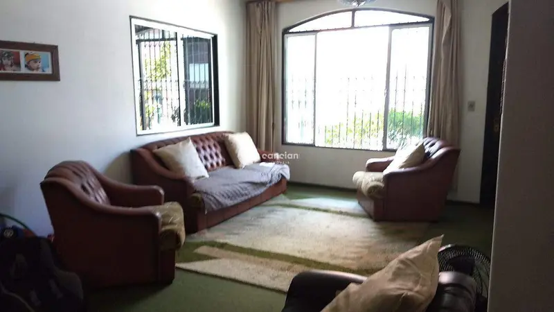 Casa à venda no Centro: