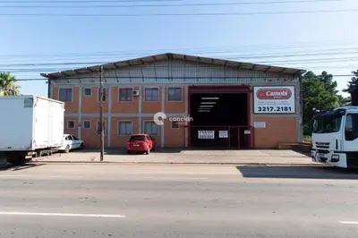 Pavilhão à venda no Camobi: 