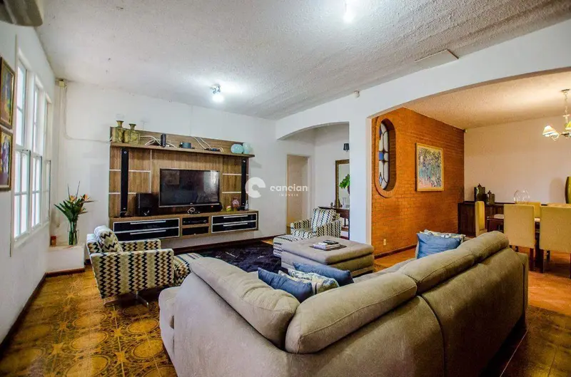 Casa à venda no Camobi: 