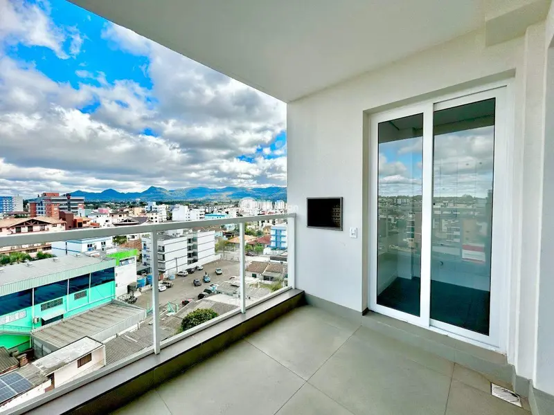 Apartamento à venda no Camobi: 