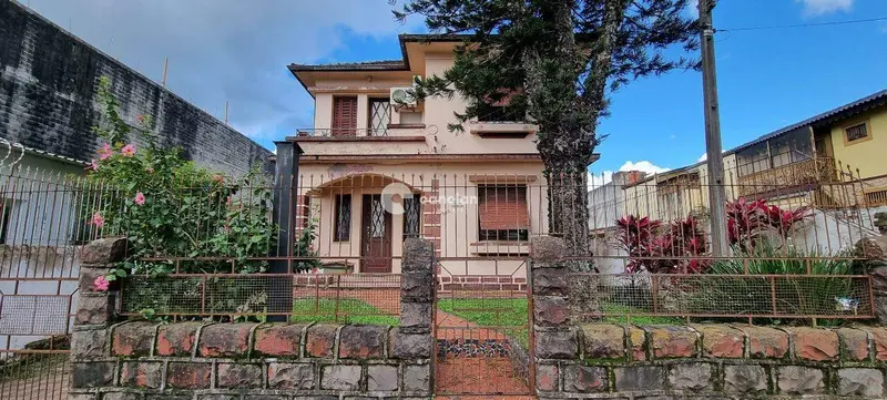 Casa à venda no Centro: