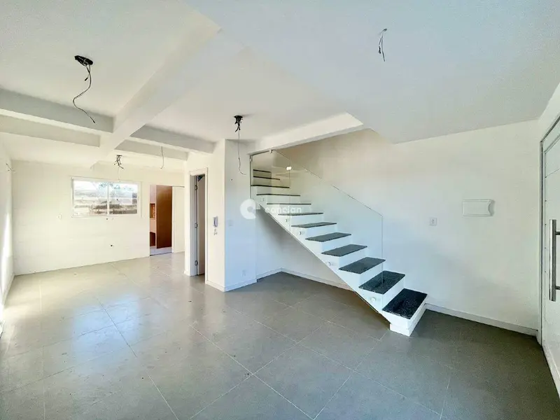 Casa de Condomínio à venda no São José: 