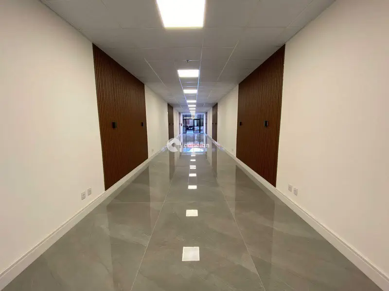 Sala Comercial à venda no Centro: 
