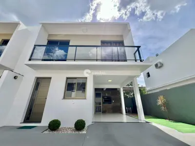 Casa à venda no Pinheiro Machado: 