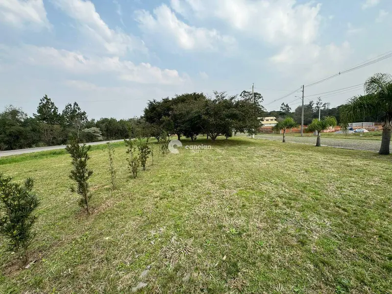 Terreno à venda no Parque Serrano: