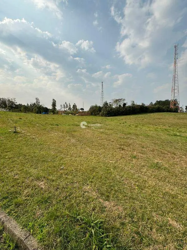 Terreno à venda no Parque Serrano: