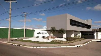 Terreno à venda no Camobi: 