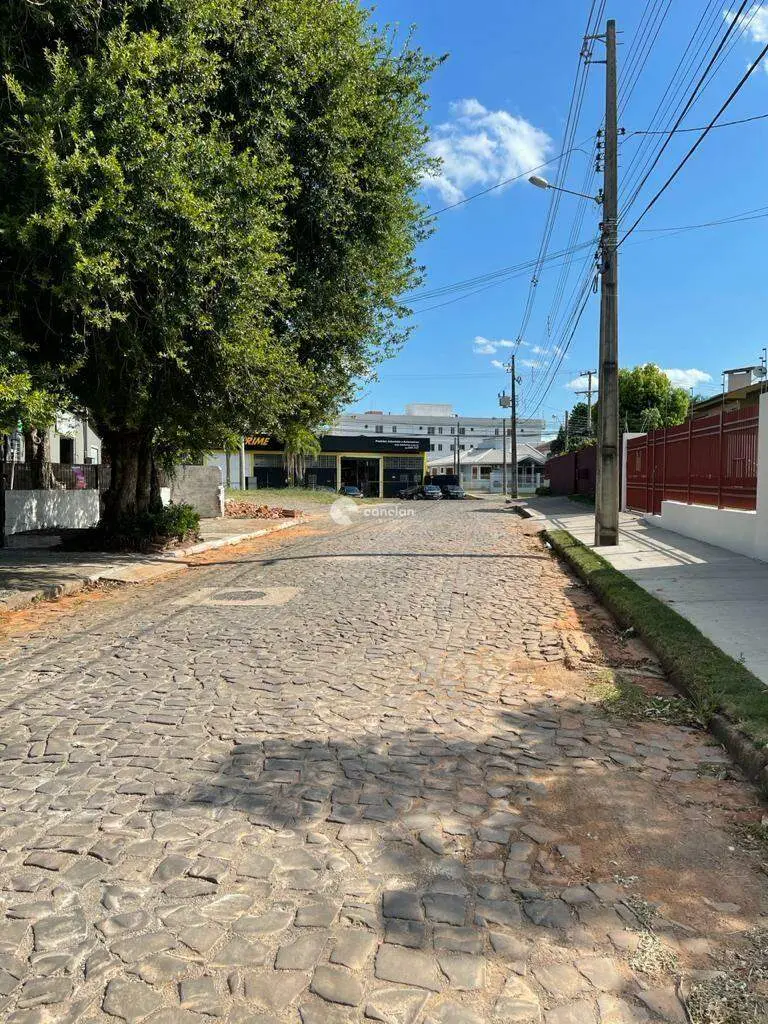 Terreno à venda no Camobi: 
