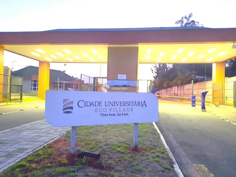 Terreno à venda no Camobi: