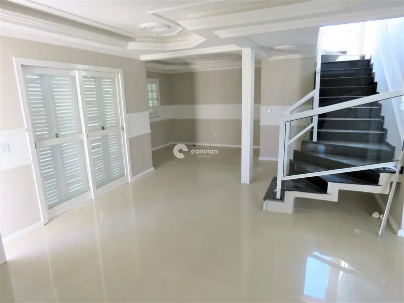 Casa à venda no Camobi: 