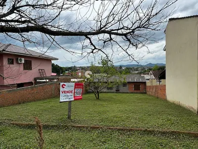 Terreno à venda no Pinheiro Machado: 