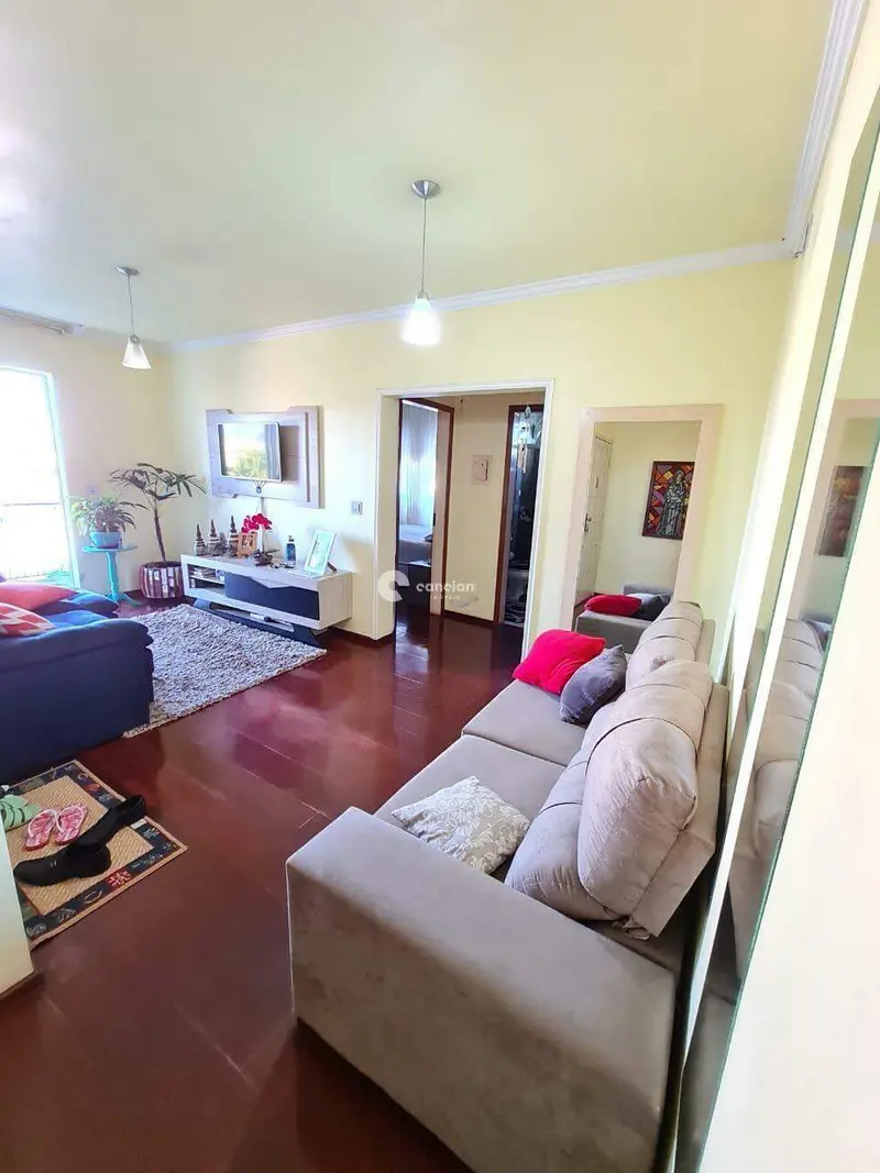 Apartamento à venda no Camobi: 