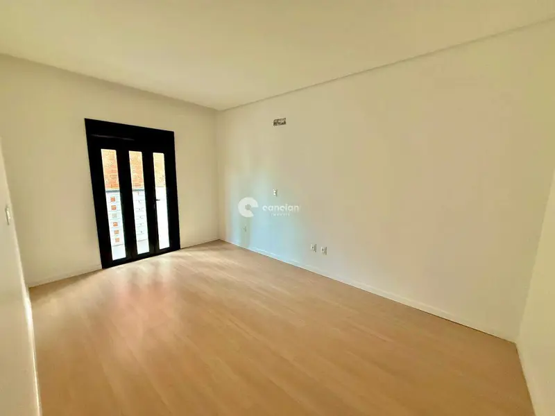 Apartamento à venda no Camobi: 