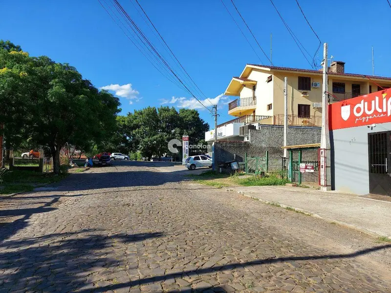 Terreno à venda no Camobi: 