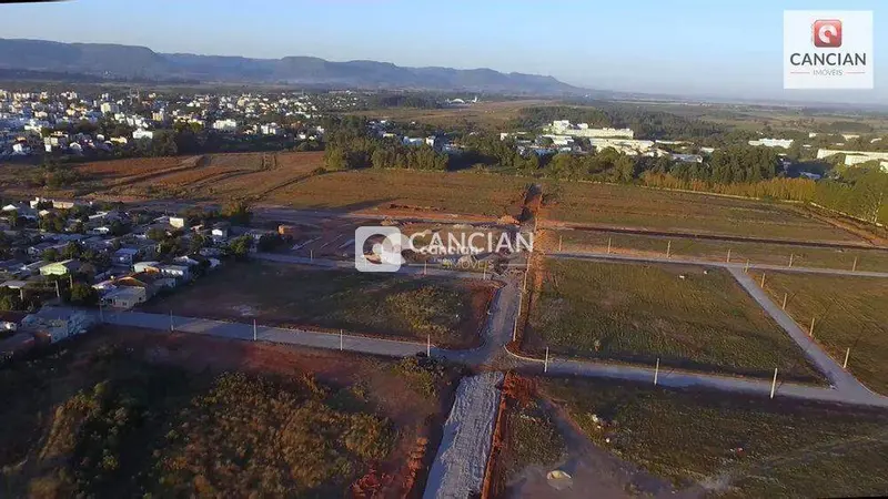 Terreno à venda no Camobi: 