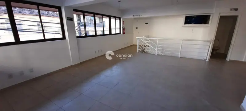 Sala Comercial à venda no Centro: 