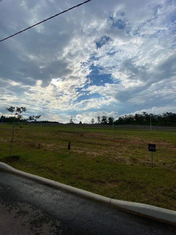 Terreno à venda no Tomazetti: 
