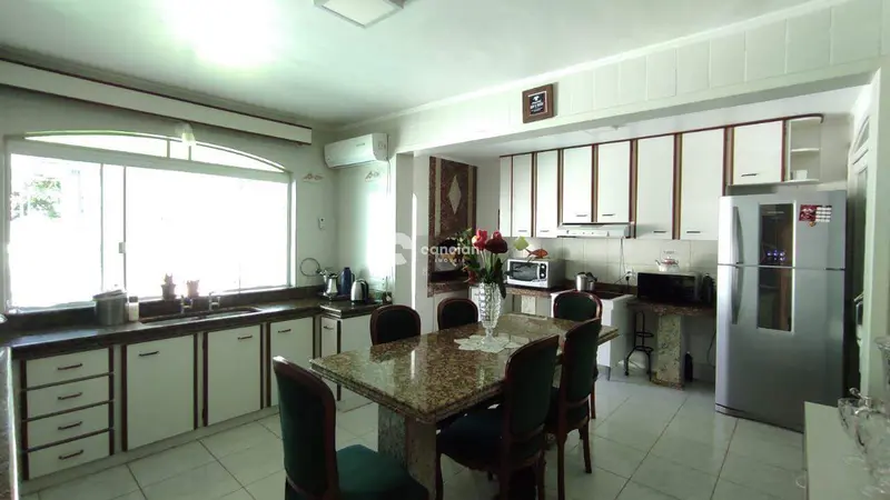 Casa à venda no Camobi: 