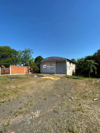 Pavilhão à venda no São João: 