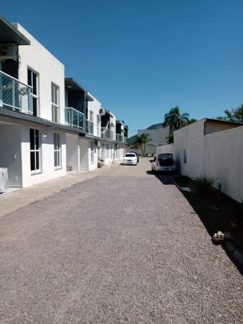 Casa de Condomínio à venda no Passo D'Areia: 