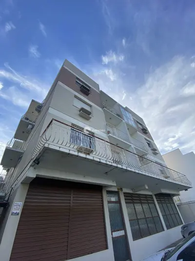 Apartamento à venda no Km 3: 