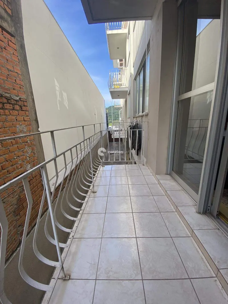 Apartamento à venda no Km 3: 