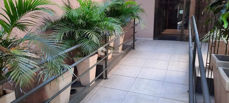 Kitnet à venda no Centro: 