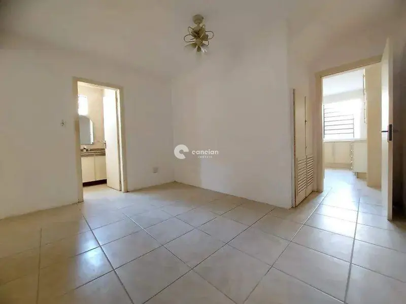 Casa à venda no Camobi: 