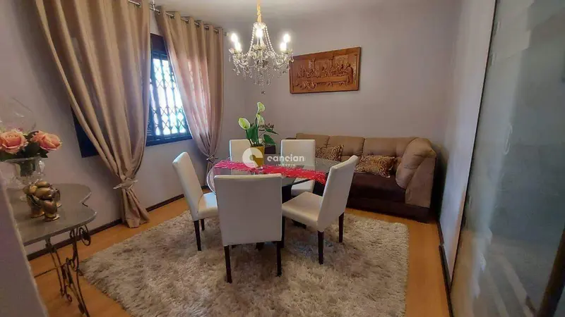 Casa à venda no Dom Antônio Reis: