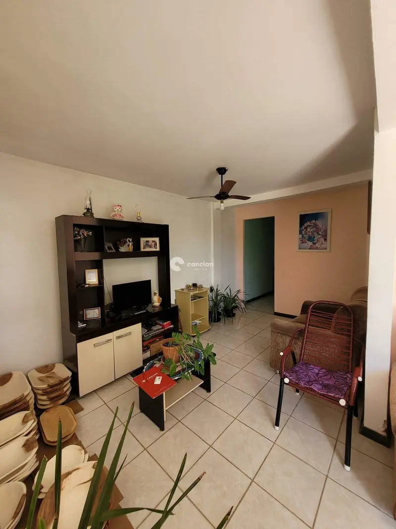 Casa à venda no Tancredo Neves: 