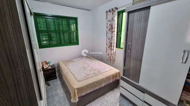 Casa à venda no Juscelino Kubitschek: 