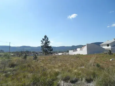 Terreno à venda no Camobi: 