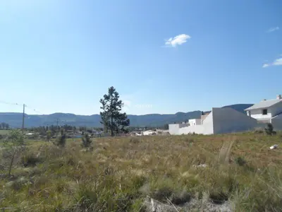Terreno à venda no Camobi: 