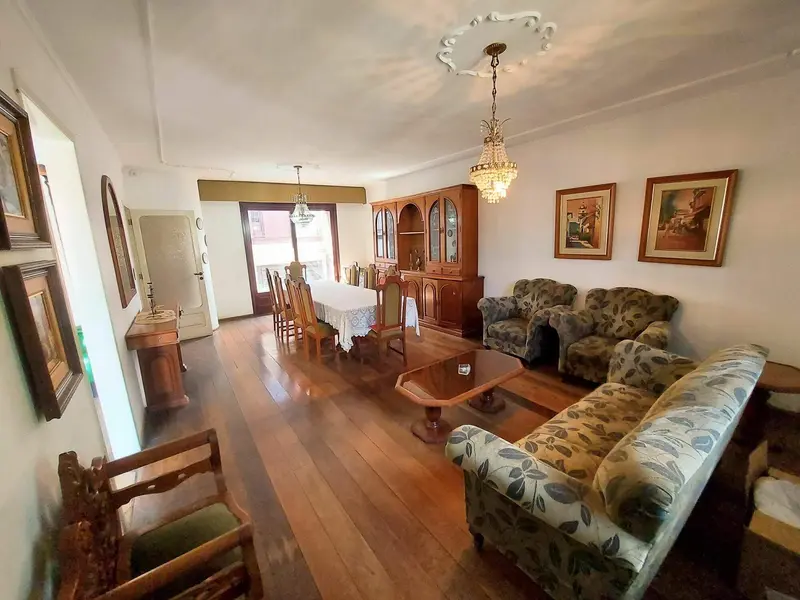 Casa à venda no Centro: