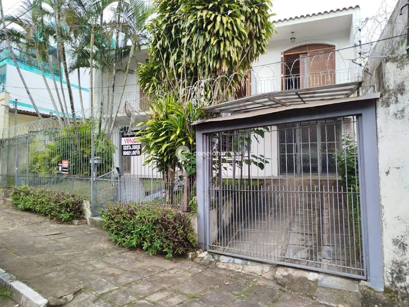 Casa à venda no Centro: