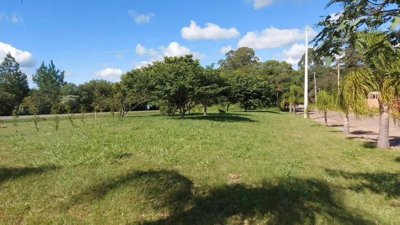 Terreno à venda no Parque Serrano: