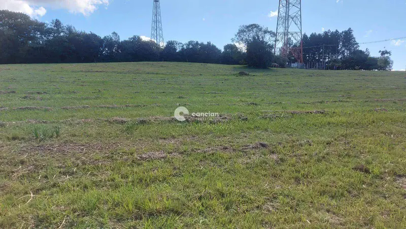 Terreno à venda no Parque Serrano: 