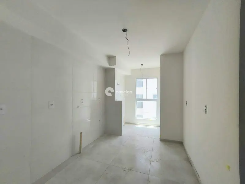 Apartamento à venda no Camobi: 