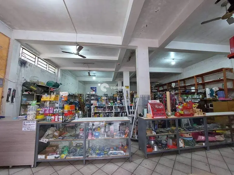 Prédio Comercial à venda no Tancredo Neves: 