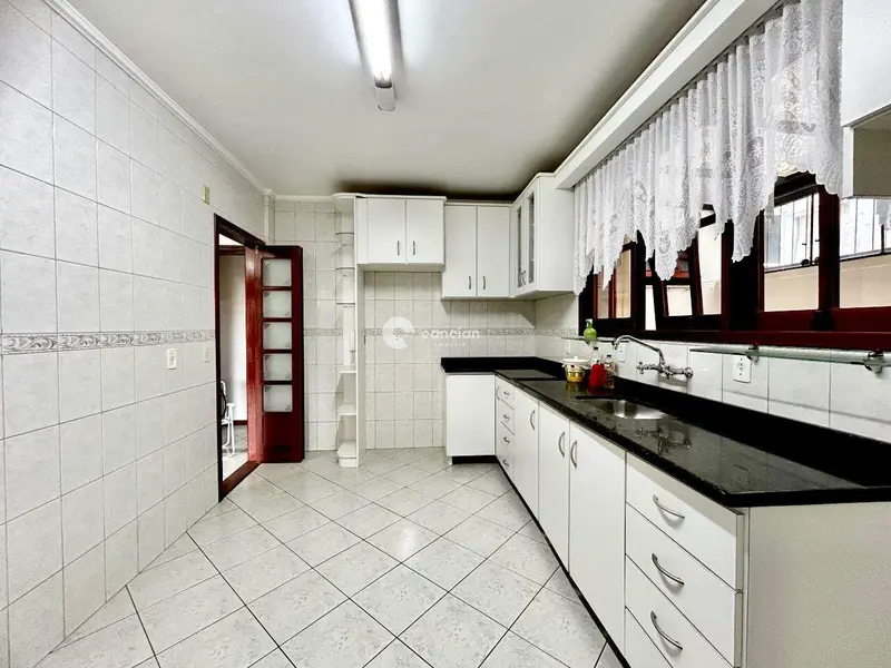 Apartamento à venda no Camobi: