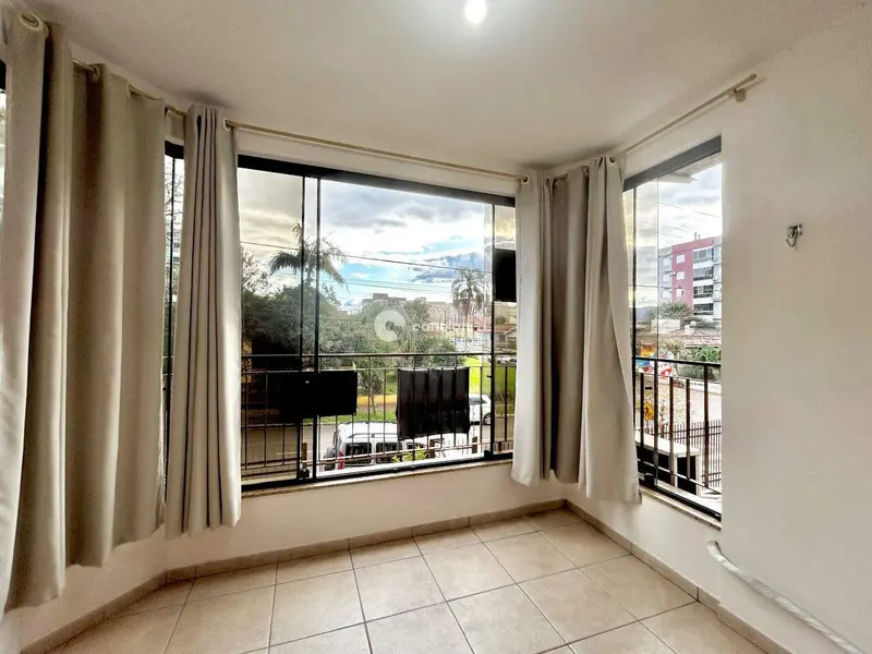 Apartamento à venda no Camobi: