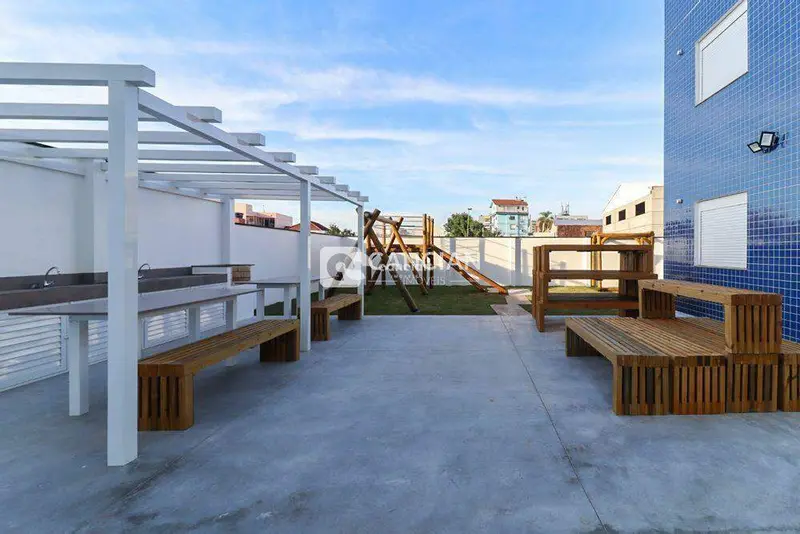 Apartamento à venda no Menino Jesus: 
