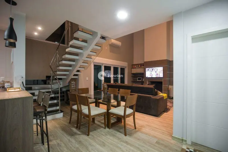 Casa à venda no Camobi: 