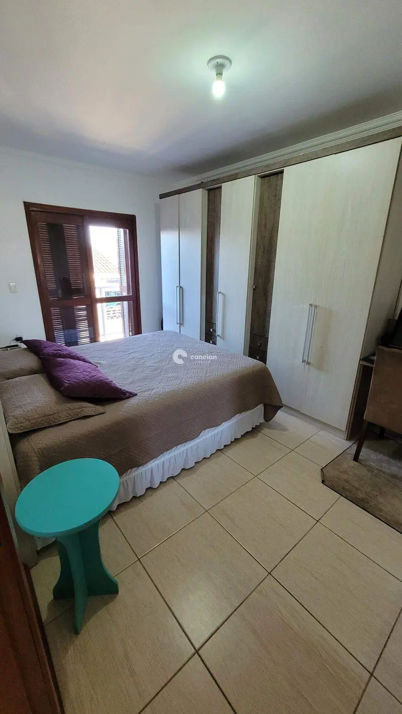 Casa de Condomínio à venda no Pinheiro Machado: