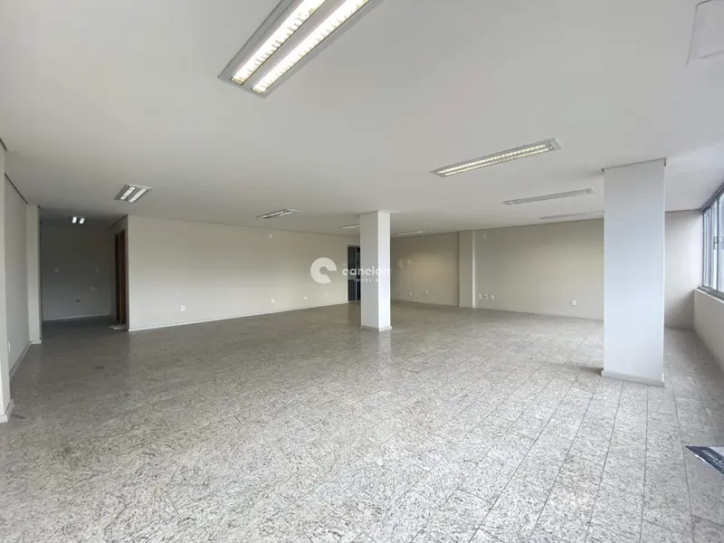 Sala Comercial à venda no Centro: