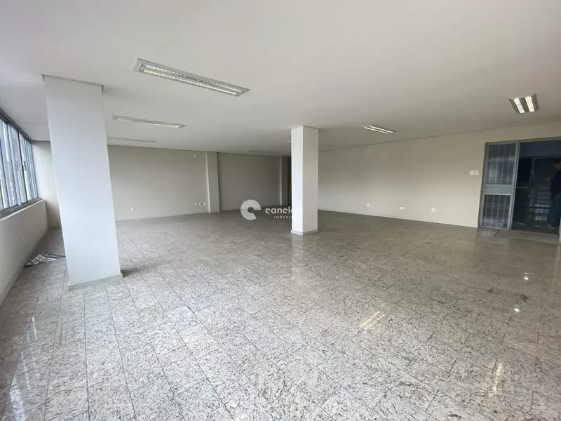 Sala Comercial à venda no Centro: